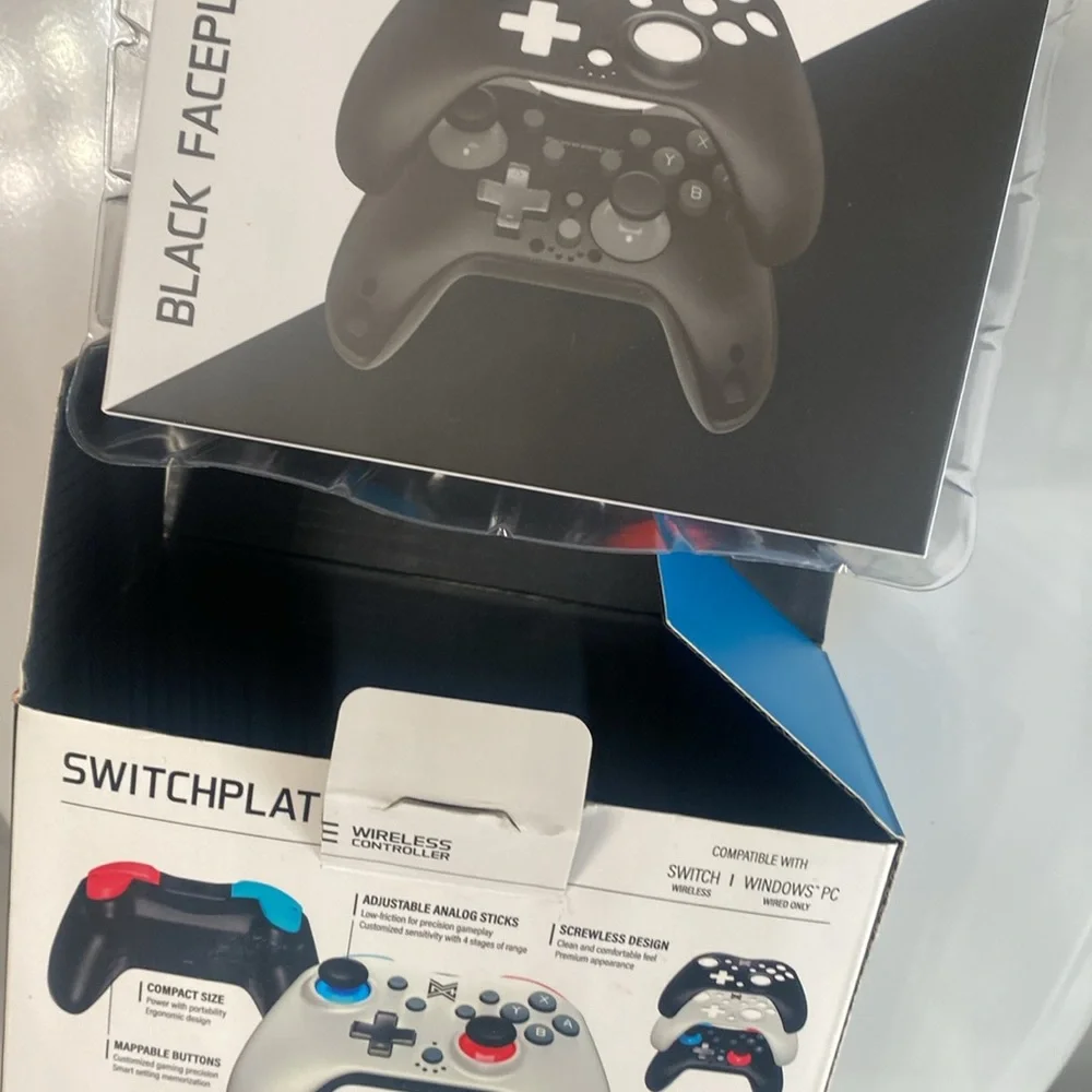 MGC Switchplate Wireless Gaming Controller, NEW WITHOUT WHITE‎ COVER or CABLE